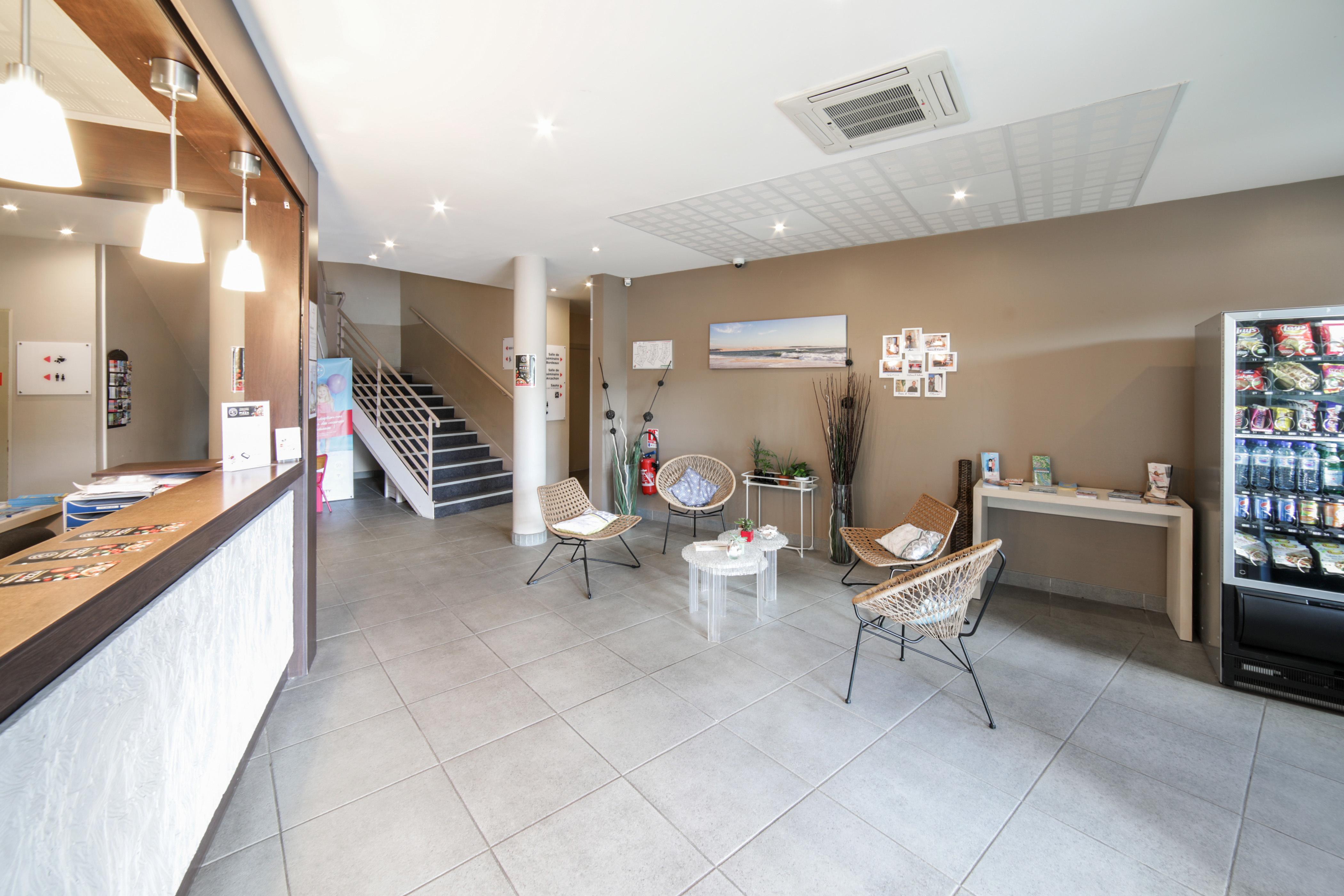 Appart'City Classic Bordeaux Aeroport St Jean D'Illac Saint-Jean-d'Illac Exterior foto